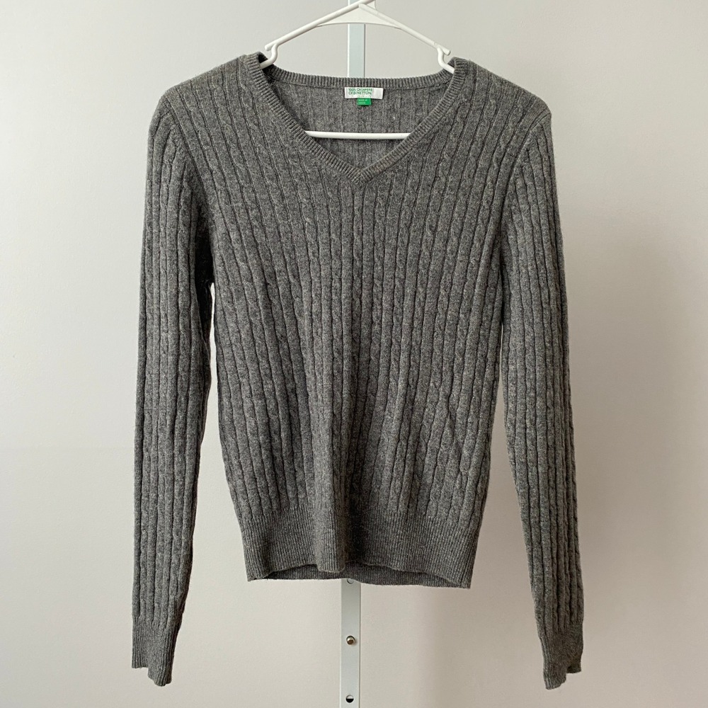 United Colors of Benetton M‎ Gray Cashmere V-Neck Cable Knit Sweater Pullover